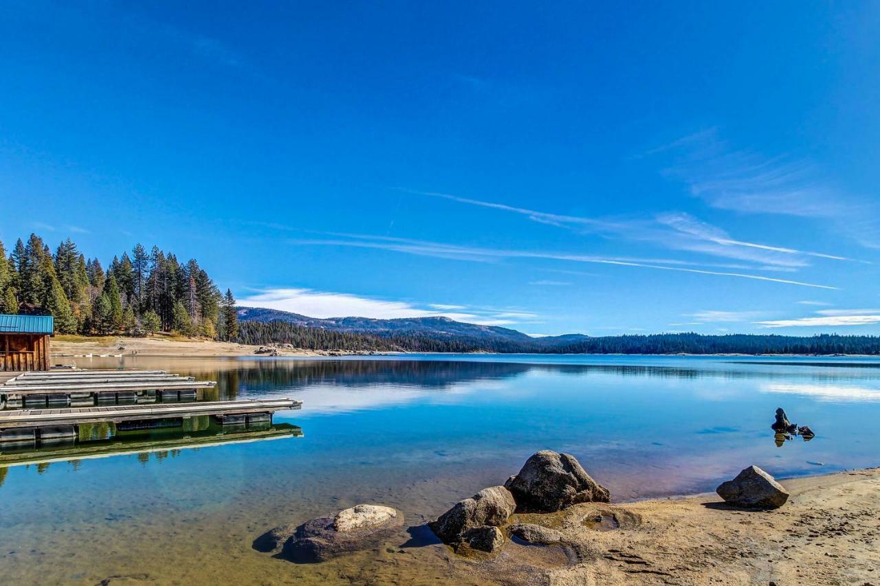 Villa Water'S Edge Retreat Shaver Lake Esterno foto