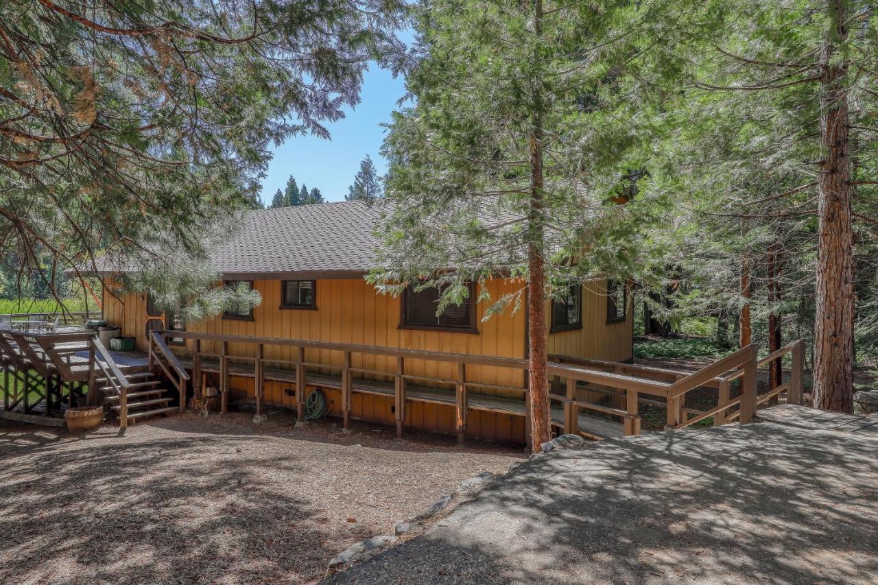 Villa Water'S Edge Retreat Shaver Lake Esterno foto